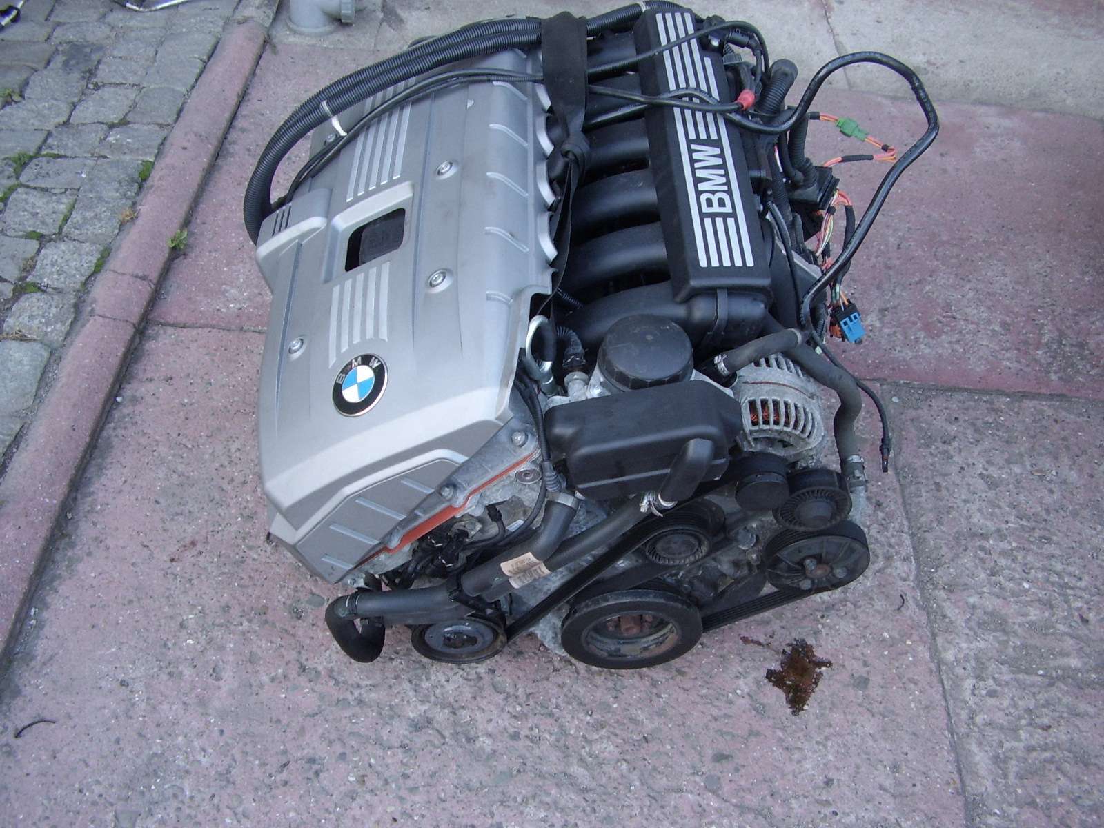 Е60 n52b25. Двигатель BMW n52b25. Двигатель БМВ n52. 2.5. BMW n52b25 i6. Мотор БМВ n52 b25.