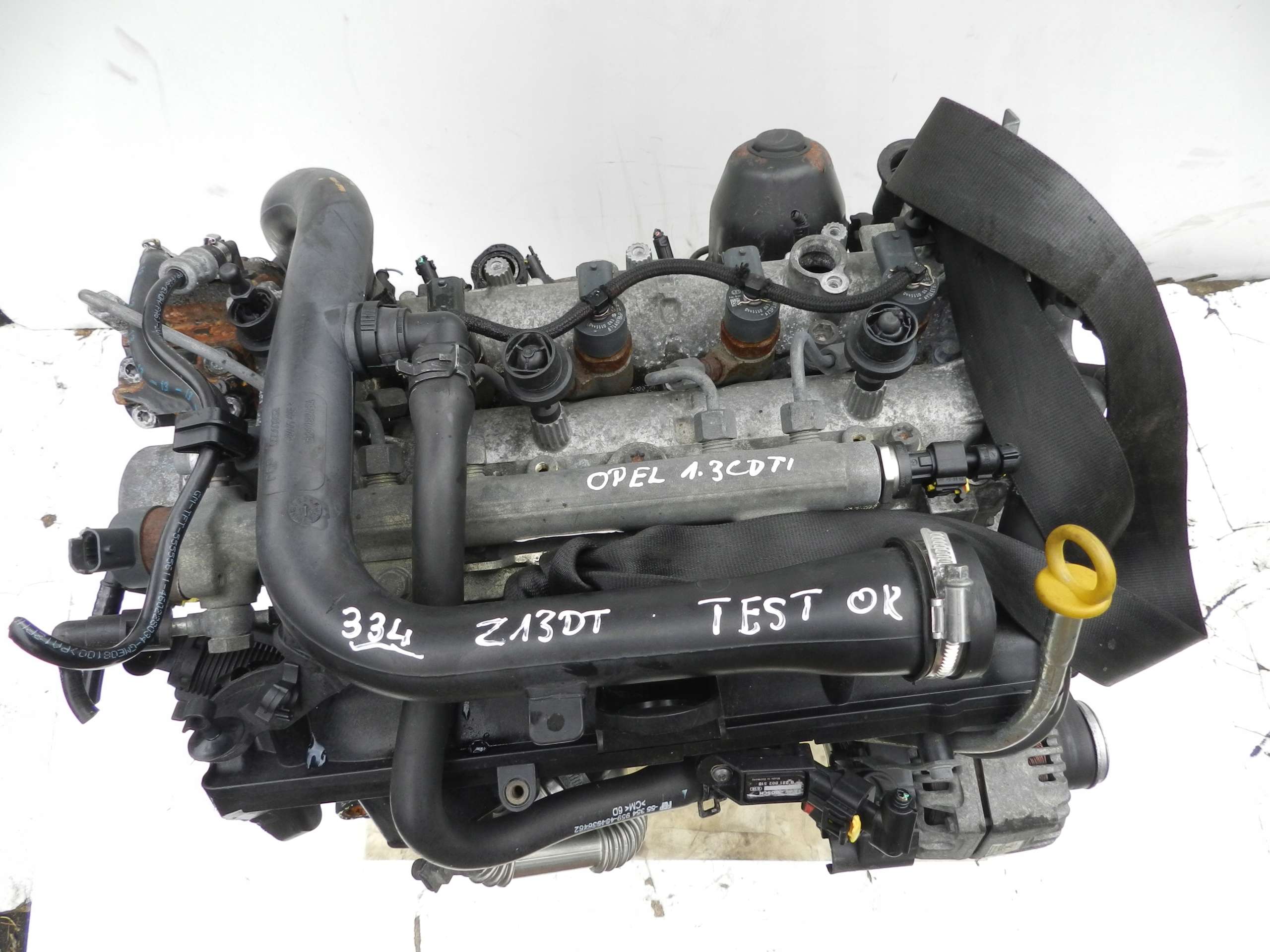 Двигатель опель 1.3. Двигатель Opel Astra h 1.3 CDTI. Двигатель контрактный Opel z13dtj h 1.3. Опель комбо 1.3 дизель двигатель.