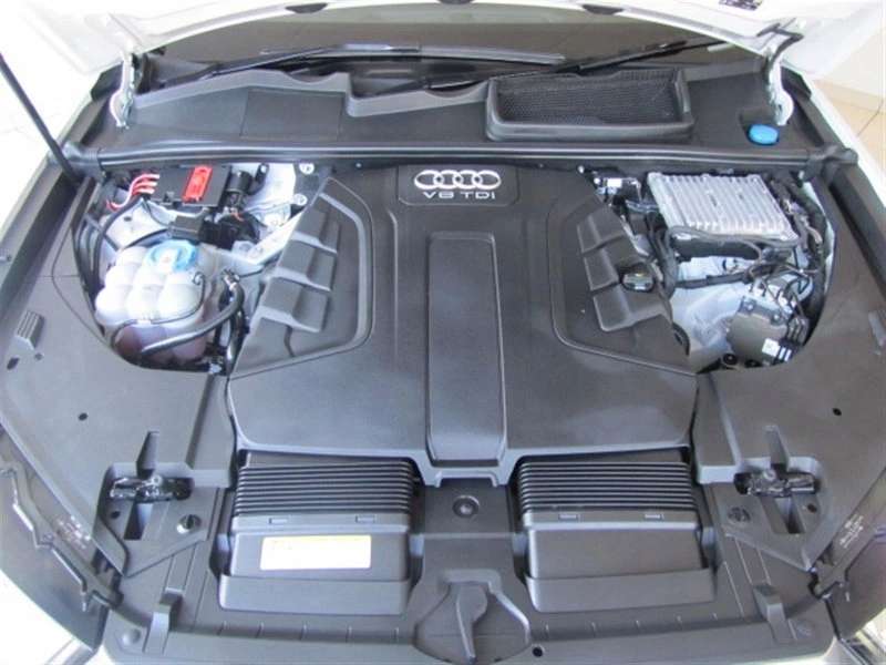 Моторы audi q7. Двигатель 3.0 Ауди q7 дизель номер двигателя. Audi q7 3.6 подкапотка. Двигатель Ауди q7 3.6 бензин. Двигатель Ауди q7 3.6 бензин 2007 года.