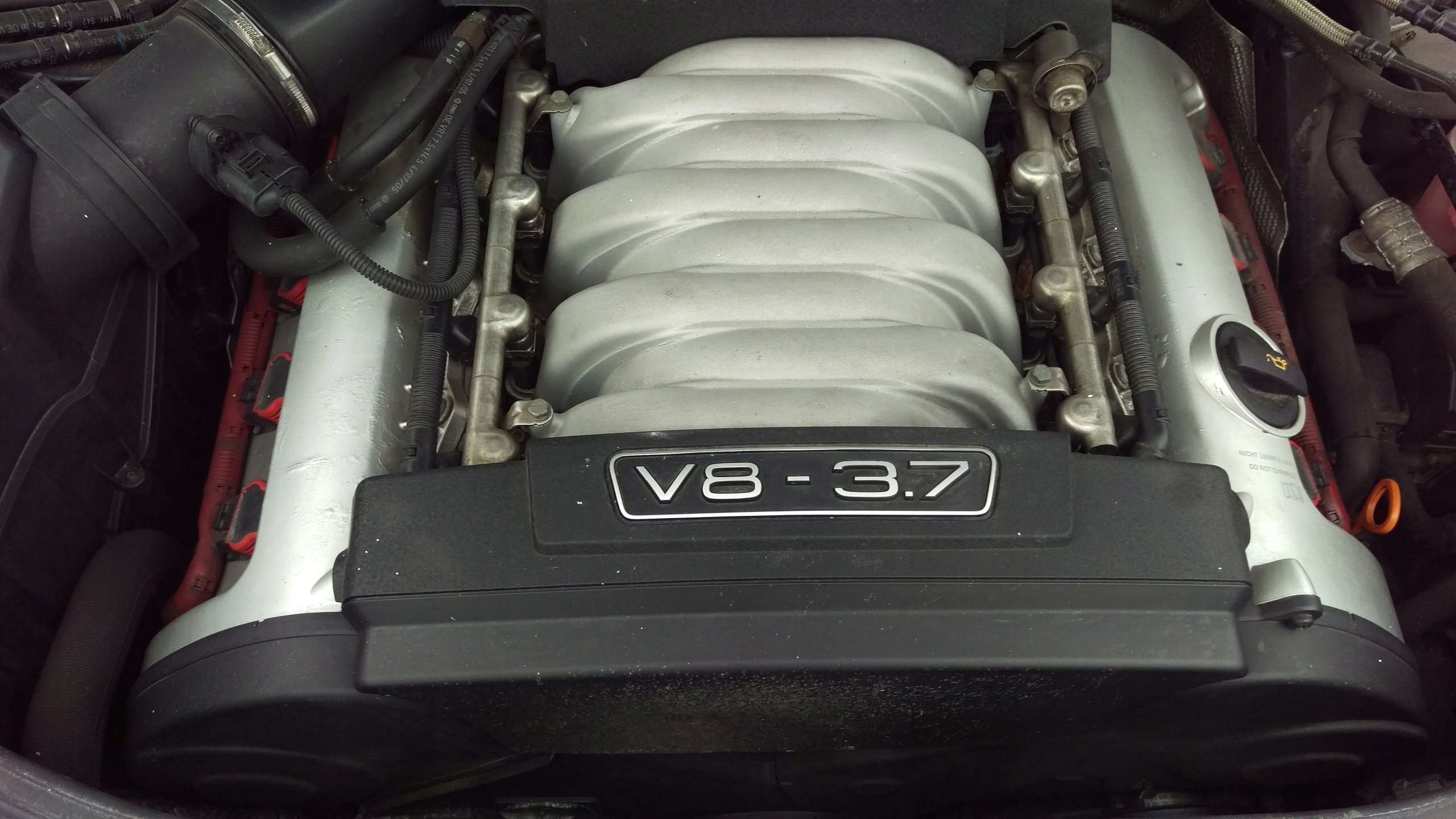 Двигатель 3.7 V8 Audi A8